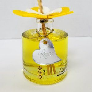 Debora Carlucci Round Reed Diffuser Sweet Argan Scent Bottle w/ Vibrant Flower